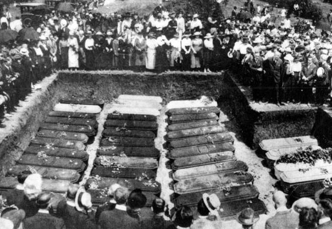 There were 127 injured and an estimated 86 dead. A mass grave was dug in a 750-plot section of Woodlawn Cemetery recently purchased by the Showmen’s League of America. source