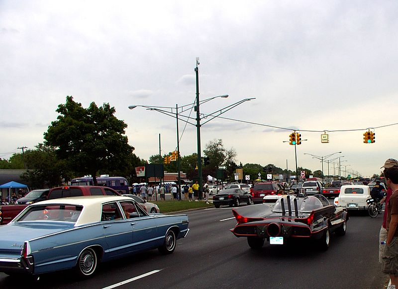 M-1 (Woodward Avenue) and Lincoln Street in Birmingham, Michigan during the Woodward Dream Cruise showing a replica Batmobile. source