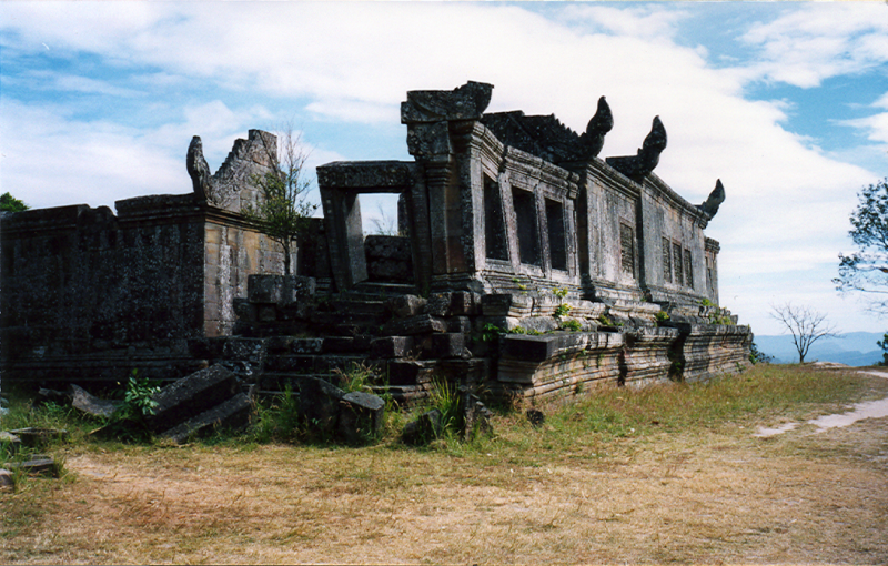 Temple structures in 2003. source