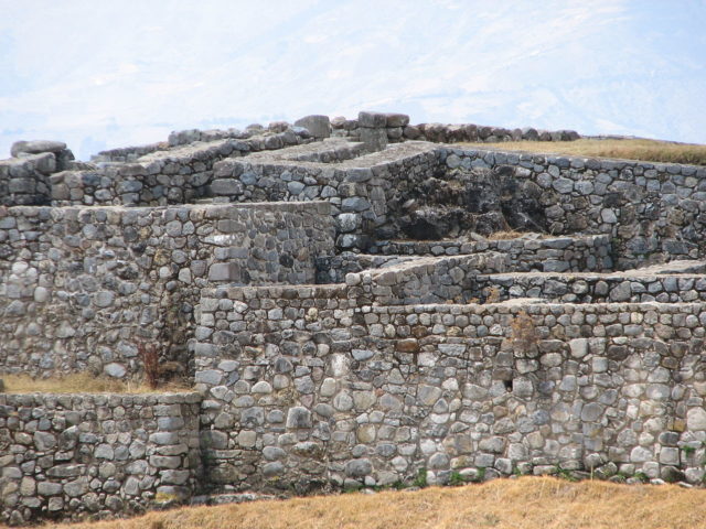 Sayhuite Archaeological site (walls).Source