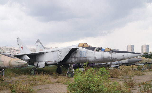 Mikoyan Gurevich MiG-25PU Foxbat
