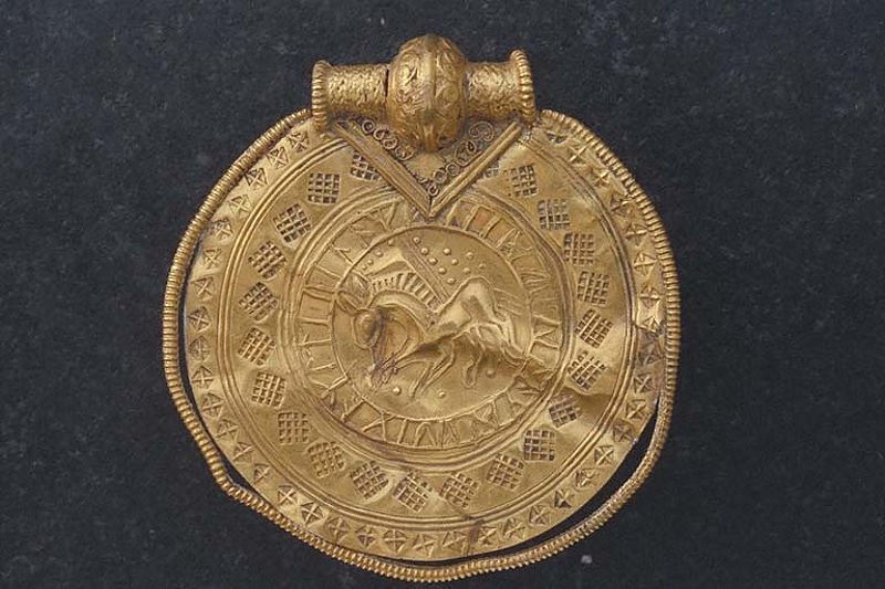 Bracteate - the thinnest coins of monetary history that were used for ...