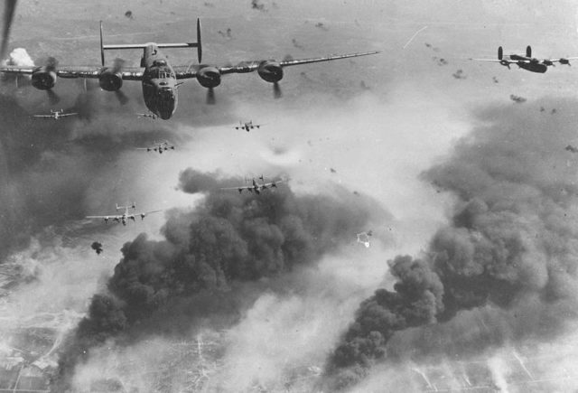 B-24Dâ€™s fly over PloieÈ™ti during World War II