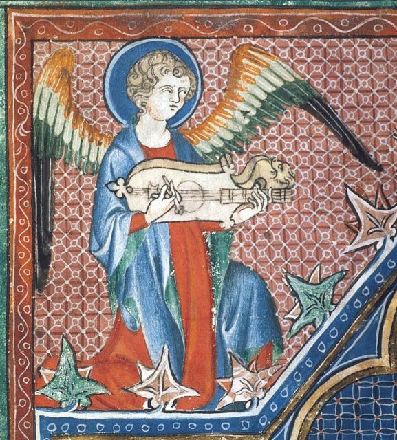 An angel as a citoler (citole player) in the English Psalter of Robert De Lisle, c. 1310.