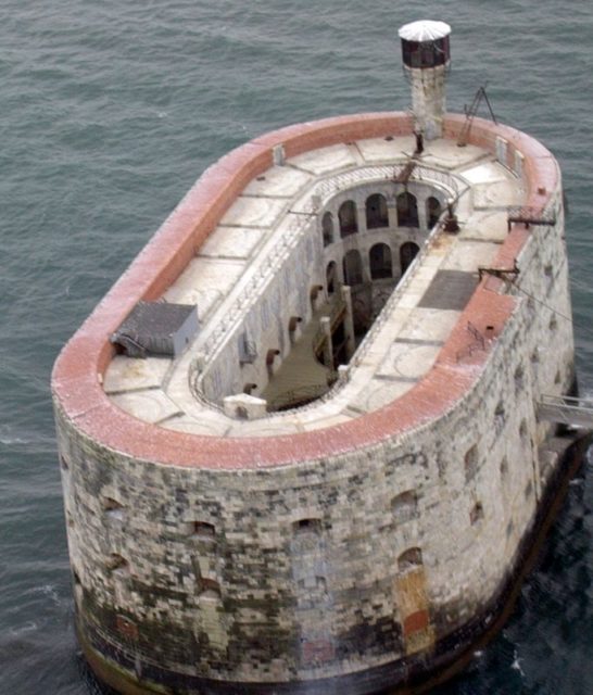 An aerial view of the Fort Boyard, Author: Lapi, CC BY-SA 3.0