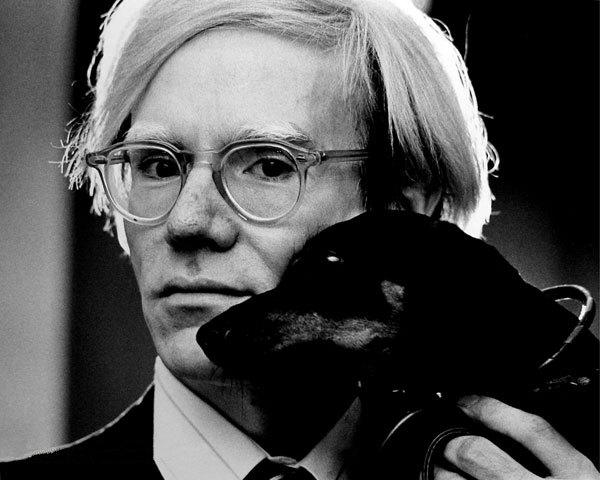 Andy Warhol, between 1966 and 1977. Photo by Jack Mitchell CC BY-SA 4.0
