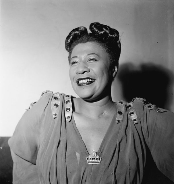 Ella Fitzgerald included the song on her 1960 studio album ‘Ella Wishes You A Swinging Christmas.’