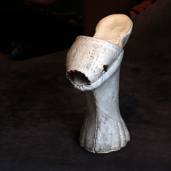 Shoemuseum w Lozannie Autor: Rama Muzeum Obuwia w Lozannie CC BY SA2.0