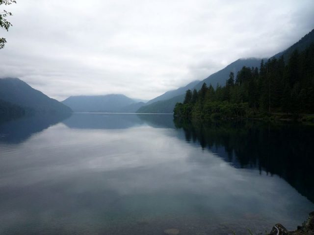 Along the shores of Lake Crescent. Photo by Bobak Ha’Eri CC By 3.0