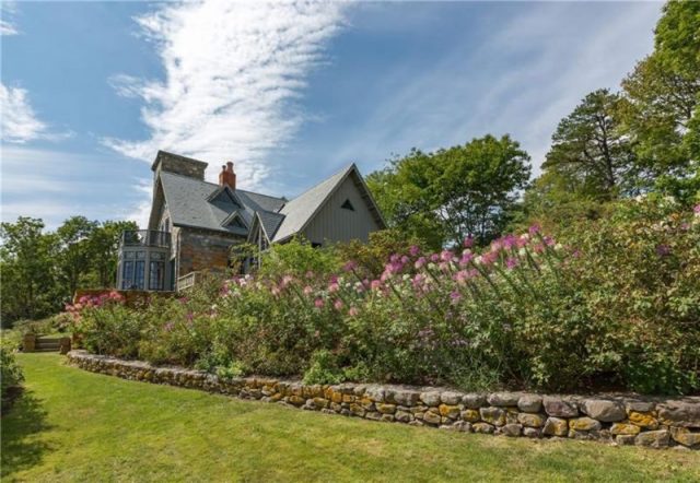 The house was built as a summer cottage by lawyer and author Sylvester Blackmore Beckett. Photo by Zillow