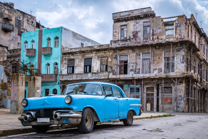 In the same condition of the buildings in Havana