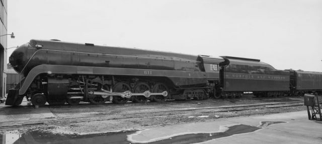 Norfolk & Western Railway’s streamliner locomotive #611