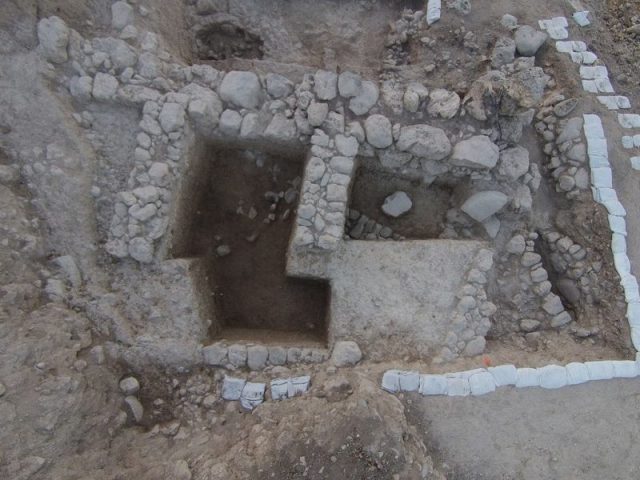Persian-Early Hellenistic stone building above Iron Age II remains