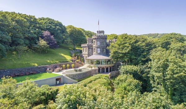 8-bedroom castle in Douglas, Isle of Man. Photo by: Zoopla/Cowley Groves