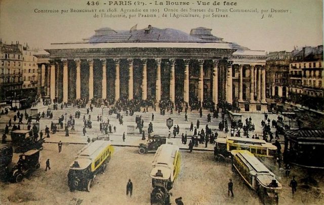 Bourse, Paris’ stock exchange, 1900. Photo by Ladisla Luppa CC By SA 3.0