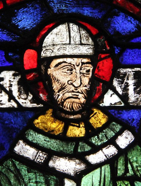 Stained glass image of Thomas Becket. Photo by Renaud Camus CC BY 2.0