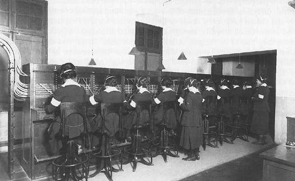Hello Girls operating switchboards in Chaumont, France, during WWI.