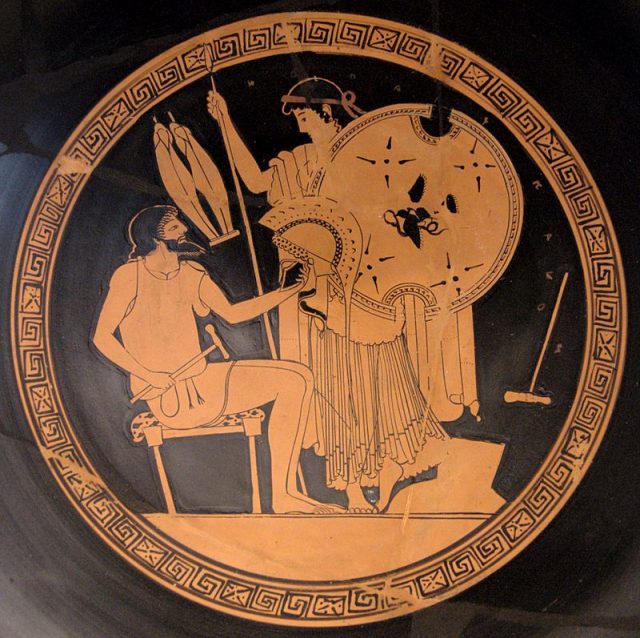 Hephaestus hands in the new Achilles’ armor to Thetis (Iliad, XVIII, 617). Attic red-figure Kylix, 490–480 BC.