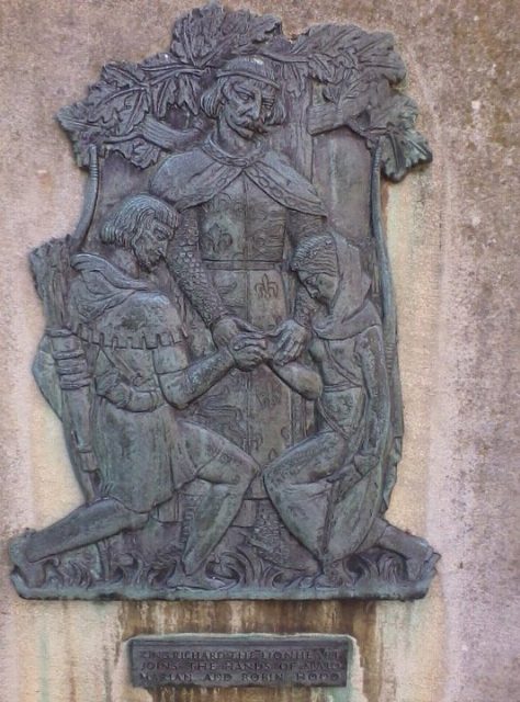 King Richard the Lionheart marrying Robin Hood and Maid Marian on a plaque outside Nottingham Castle. Photo by RichardUK2014 CC BY-SA 3.0
