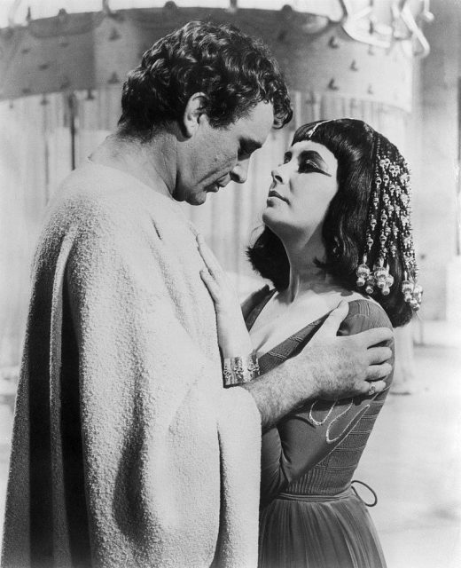 Richard Burton as Mark Antony with Elizabeth Taylor as Cleopatra in Cleopatra (1963).
