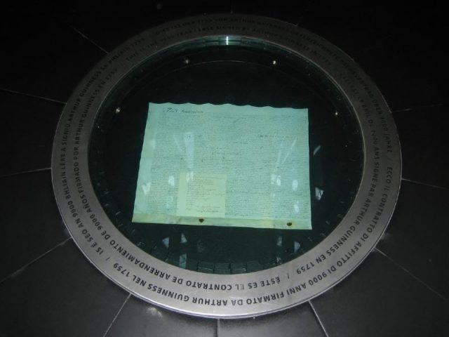 The 9,000-year lease on display. Photo by Greenstreetm CC BY-SA 3.0