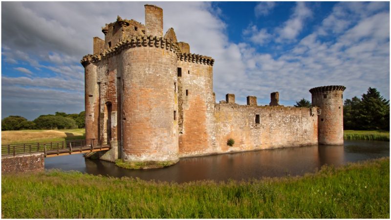 The Secrets and Hidden Designs  of Medieval  Castles 