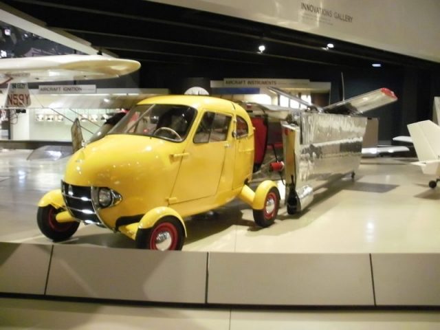 Aerocar at the EAA AirVenture Museum. Photo by Chris857 CC BY-SA 3.0