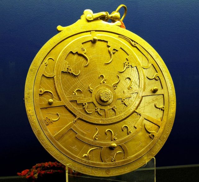 An 18th century Persian astrolabe kept at the Whipple Museum of the History of Science in Cambridge, England. Photo by Andrew Dunn CC BY-SA 2.0