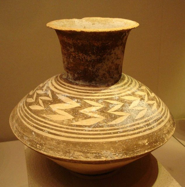 Pottery jar from Late Ubaid period.