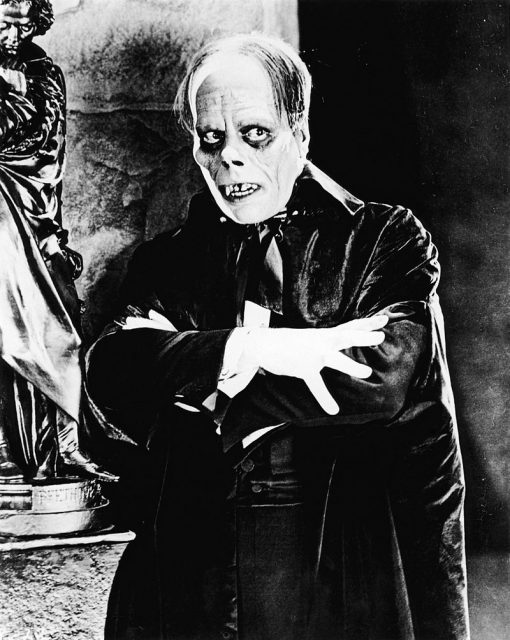 Scan of still of Lon Chaney in The Phantom of the Opera (1925).