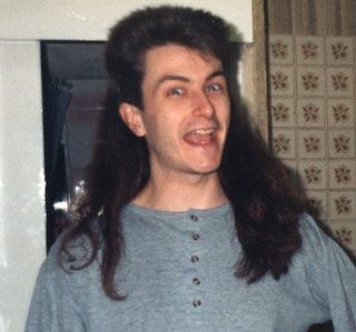 A fine example of a happy mullet wearer.