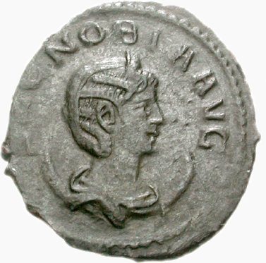 Zenobia. Photo by Classical Numismatic Group, Inc CC BY-SA 2.5