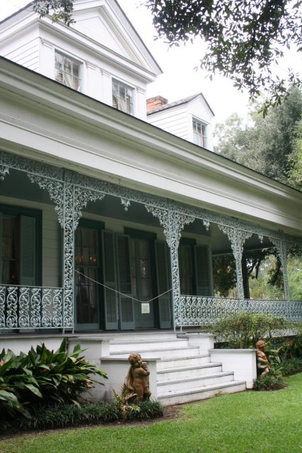 The Myrtles Plantation, front entrance. Photo by ShanLane