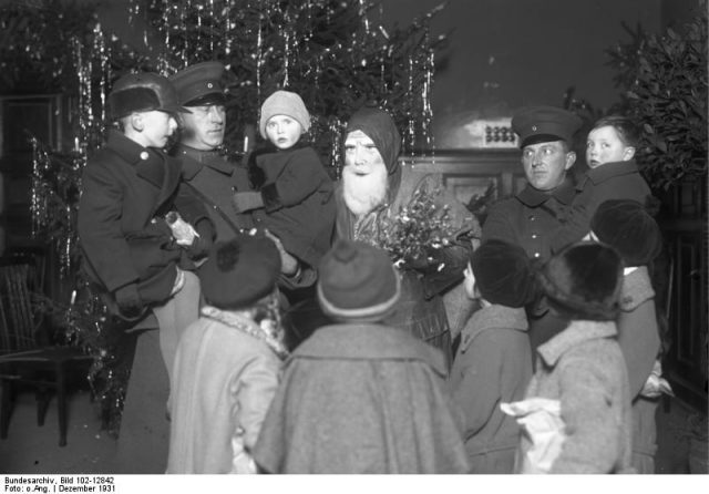 Berlin, December 1931. Photo by Bundesarchiv, Bild 102-12842 CC-BY-SA 3.0