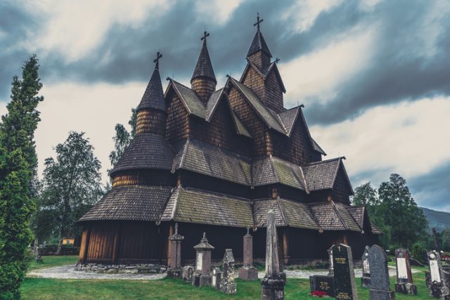 Heddal Stavekirke is Norway’s biggest Stave Church. It was built in the 12th/13th century and houses a cemetery for the nearby town.
