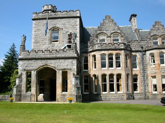 Inverlochy Castle Hotel. Photo by Johnny Durnan CC BY-SA 2.0