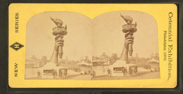 Stereoscopic image of right arm and torch of the Statue of Liberty, 1876 Centennial Exposition