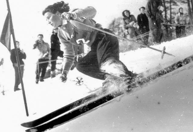 Erika Mahringer, first woman using the Cellulix ski base, Ski World Championships St. Moritz 1948 Photo by Kunstpiste CC BY 3.0