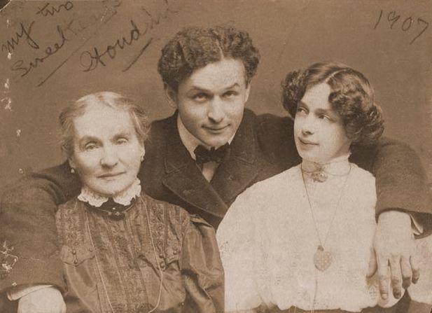 Houdini with his mother and wife, c. 1907