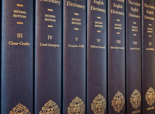 Second Edition of the Oxford English Dictionary. Photo by Dan (mrpolyonymous on Flickr) CC BY 2.0