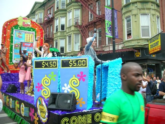 Price is Right parade float. Photo by Richie Diesterheft CC By 2.0