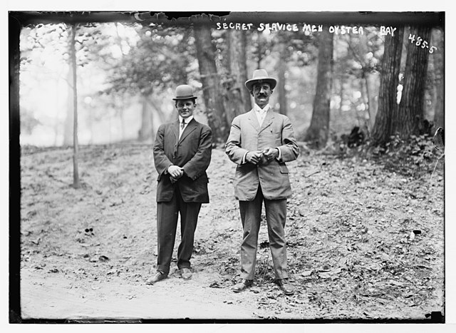 Black and white photograph of two secret service men in 1908