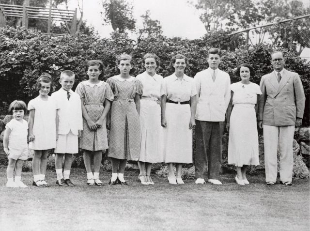 Kennedy Family, 1934