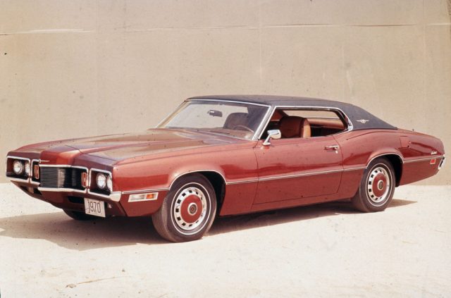 A red 1970 ford thunderbird