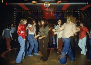 Girls dancing at a disco