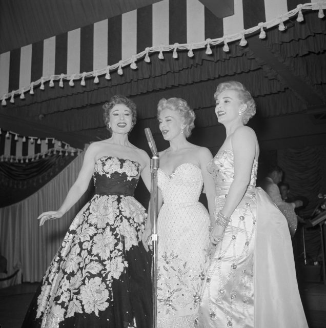 Gabor sisters in 1953
