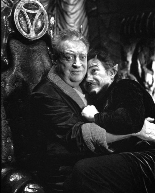 Circa 2000: actors rodney dangerfield and harvey keitel on set of the new line cinema movie “little nicky” circa 2000. (photo credit: michael ochs archives/getty images)