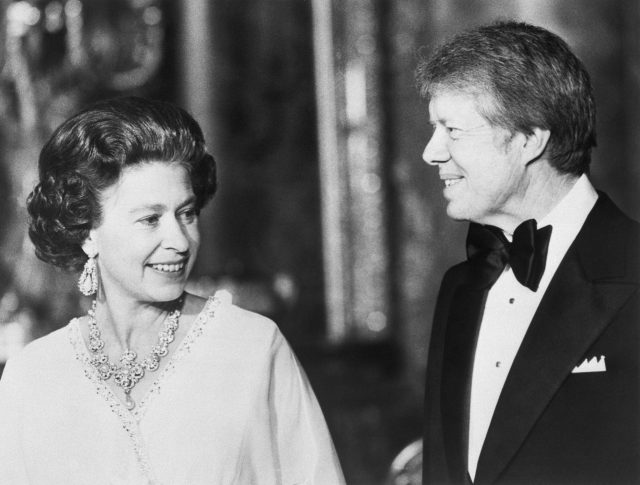 Queen Elizabeth and president Jimmy Carter