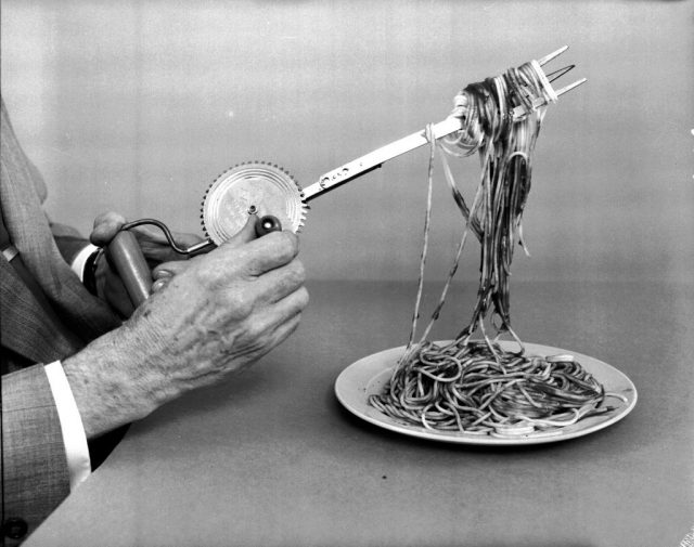 1955: a wind-up spaghetti fork in operation. (photo credit: evans/three lions/getty images)