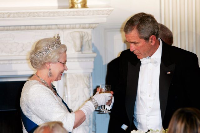 The Queen and George Bush, 2007